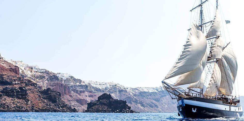 Why Should I Book My Santorini Sailing Tour Now?